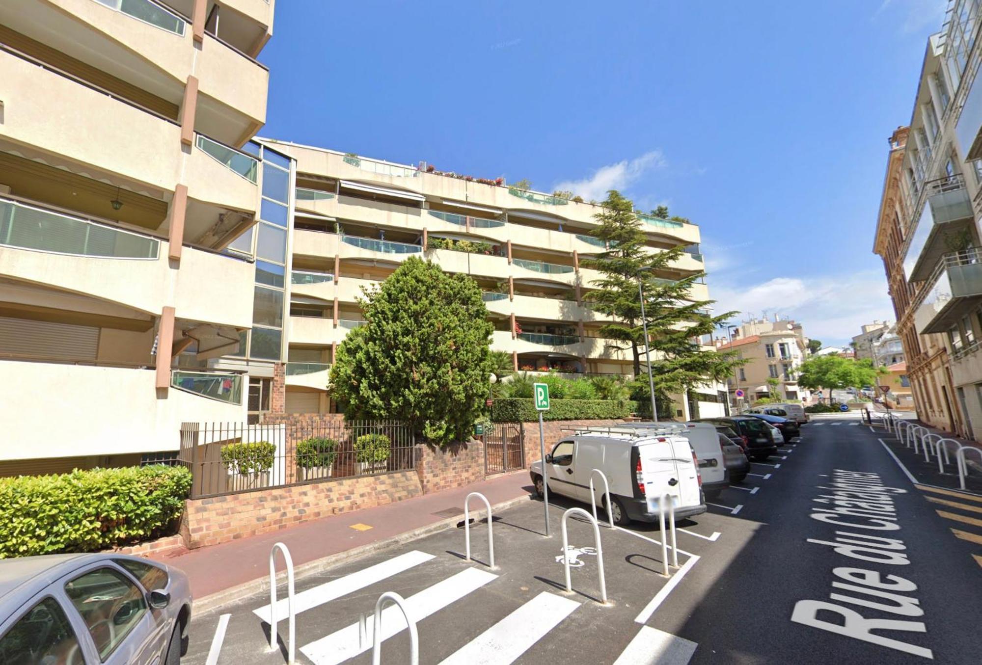LE MAGNOLIA - TRÈS BEAU 2 PIÈCES à 2 MIN DU CENTRE-VILLE Cannes Ngoại thất bức ảnh
